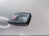 Toyota Prius Two JTDKBRFU8H3578780 снимка