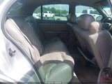 Buick Park Avenue 1G4CW52K0Y4132201 снимка