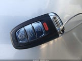 Audi A4 2.0T Premium WAUEFAFLXBN029245 снимка