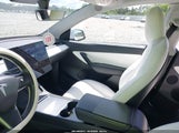 Tesla Model Y Long Range Dual Motor All-Wheel Drive 5YJYGAEE1MF263582 fotografie