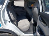 Nissan Rogue Sport Sv JN1BJ1CR3JW203505 fotografie