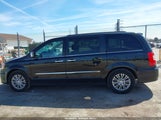 Chrysler Town & Country Touring-L Anniversary Edition 2C4RC1CG4GR254548 fotografie