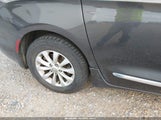 Chrysler Pacifica Touring L 2C4RC1BG7JR353681 снимка