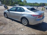 Toyota Camry Le 4T1B11HK2JU071028 photo
