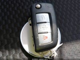 Nissan Rogue Sport S JN1BJ1CR6KW324837 photo