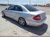 Mercedes-Benz E 550 WDBUF72X49B382083 снимка