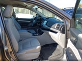 Toyota Highlander Le Plus 5TDBZRFH3HS475845 fotografie