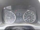 Hyundai Elantra Se 5NPD74LF3HH176074 снимка
