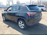 Jeep Compass Latitude 4X4 3C4NJDBB4KT807362 fotografie