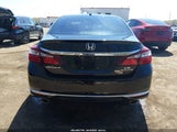 Honda Accord Touring V6 1HGCR3F9XHA000606 fotografie