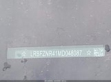 Buick Envision Fwd Essence LRBFZNR41MD048087 photo