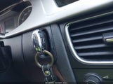 Audi A4 2.0T Premium WAUHFAFL8AN008843 снимка