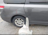 Toyota Sienna Xle V6 8 Passenger 5TDYK3DC0ES443661 снимка