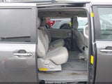 Toyota Sienna Xle V6 8 Passenger 5TDYK3DC0ES443661 fotografie