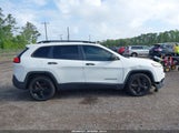 Jeep Cherokee Altitude Fwd 1C4PJLAB2HW502417 photo