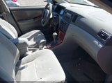 Toyota Corolla Le JTDBR32E440051807 photo