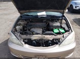 Toyota Camry Le 4T1BE32K22U108573 снимка