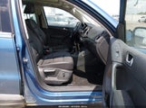 Volkswagen Tiguan 2.0T Wolfsburg Edition WVGRV7AX7HW503509 снимка