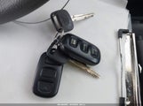 Toyota Camry Le 4T1BE32KX5U432679 photo