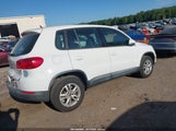 Volkswagen Tiguan S WVGAV3AX5EW568232 снимка