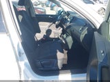 Volkswagen Tiguan S WVGAV3AX5EW568232 снимка
