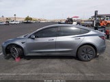 Tesla Model 3 Long Range Rear-Wheel Drive/Standard Rear-Wheel Drive 5YJ3E1EA6SF025575 fotografie