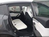 Tesla Model Y Premium Rear-Wheel Drive/Standard Rear-Wheel Drive 7SAYGDED7TF440131 photo