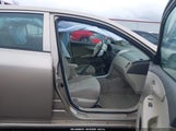 Toyota Corolla Le 1NXBU40E39Z042051 снимка