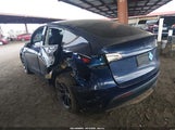 Tesla Model Y Performance Dual Motor All-Wheel Drive 7SAYGDEF7RF063150 fotografie