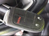 Jeep New Compass Latitude 4X4 3C4NJDBB3HT680970 снимка