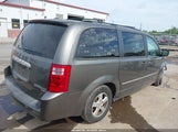 Dodge Grand Caravan Sxt 2D4RN5D16AR248658 снимка