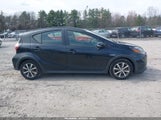 Toyota Prius C Two JTDKDTB37J1606042 снимка
