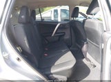 Toyota Rav4 Le 2T3BFREV8JW721311 снимка