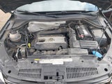 Volkswagen Tiguan S WVGAV7AXXFW606563 photo