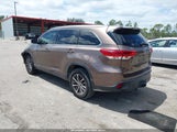 Toyota Highlander Xle 5TDKZRFH9KS329991 снимка