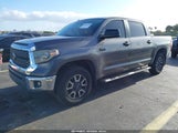 Toyota Tundra Sr5 5.7L V8 5TFDW5F19KX834422 снимка
