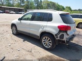 Volkswagen Tiguan 2.0T Wolfsburg Edition WVGRV7AX0HW508373 снимка