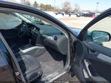 Audi A4 2.0T Premium WAUBFAFL9BN023083 снимка