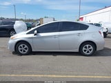 Toyota Prius Two JTDKN3DU5F0395505 снимка