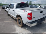 Toyota Tundra Sr5 5.7L V8 5TFDW5F10HX625630 снимка