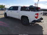 Toyota Tundra Limited 5.7L V8 5TFHW5F16HX634978 fotografie