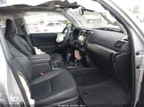 Toyota 4Runner Venture Special Edition JTEHU5JR4M5956975 fotografie