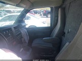 Chevrolet Express  Work Van 1GCWGAFF8H1129844 fotografie
