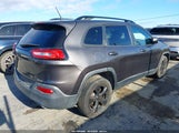 Jeep Cherokee Latitude Fwd 1C4PJLCX8JD596197 fotografie
