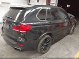 BMW X5 xDrive50I 5UXKR6C50G0J81425 fotografie