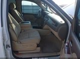 Chevrolet Tahoe Ls 1GNSCAE05BR402410 снимка