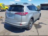Toyota Rav4 Le JTMZFREV8JJ204037 снимка
