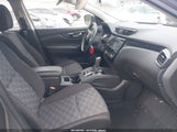 Nissan Rogue Sport Sv JN1BJ1CR0KW337146 fotografie