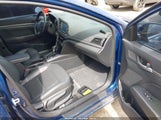 Hyundai Elantra Limited 5NPD84LF0HH061848 photo
