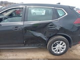 Nissan Rogue S 5N1AT2MV8JC756989 снимка